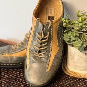 Josef Siebel leather oxfords